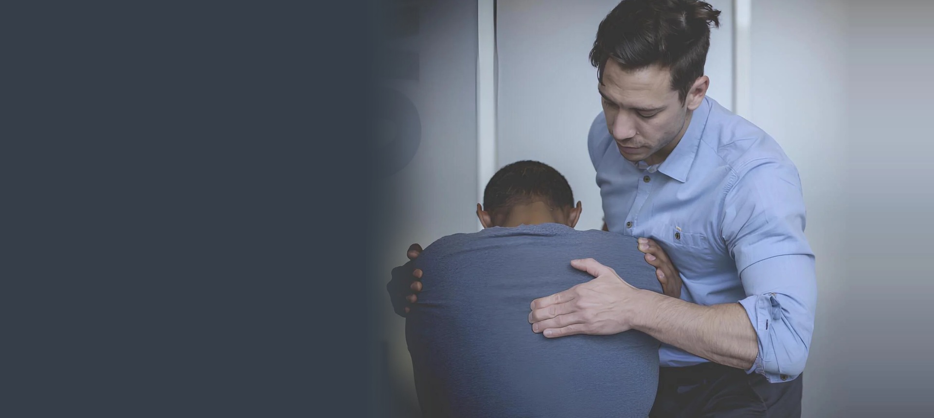Chiropractor behandelt een patiënt